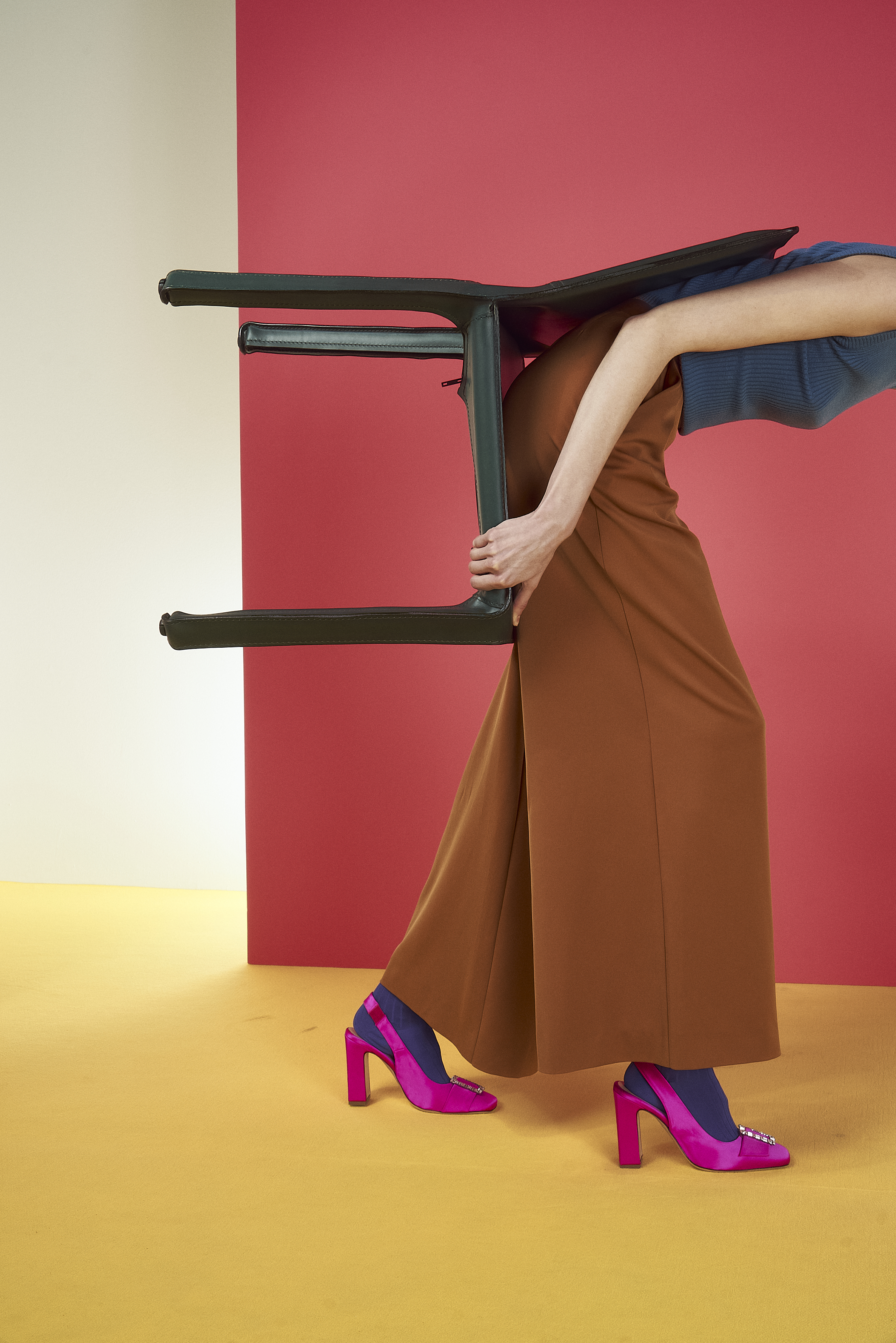 Cassina Human